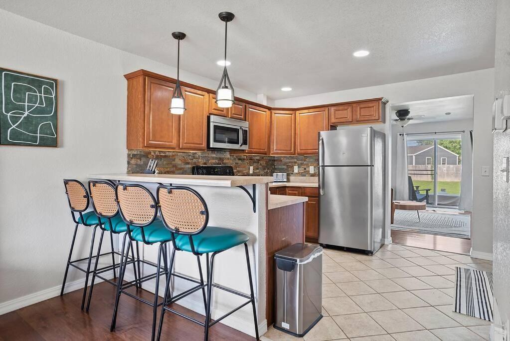Charming Home-Pet-Friendly-Lg Fenced Backyard Rapid City Exterior foto